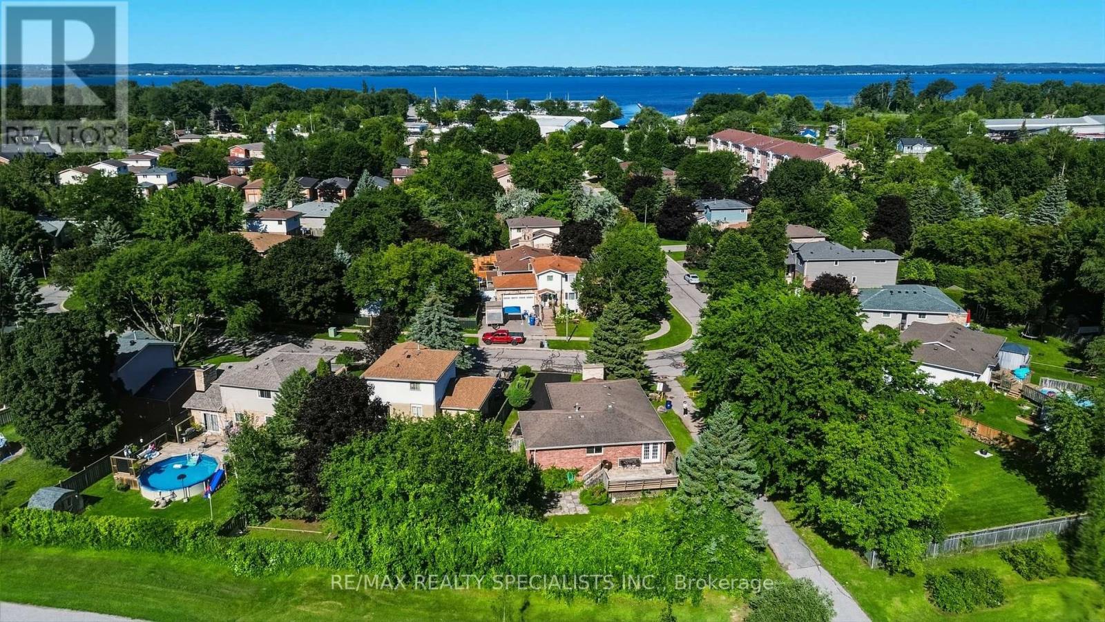 29 CAMPION COURT - 35