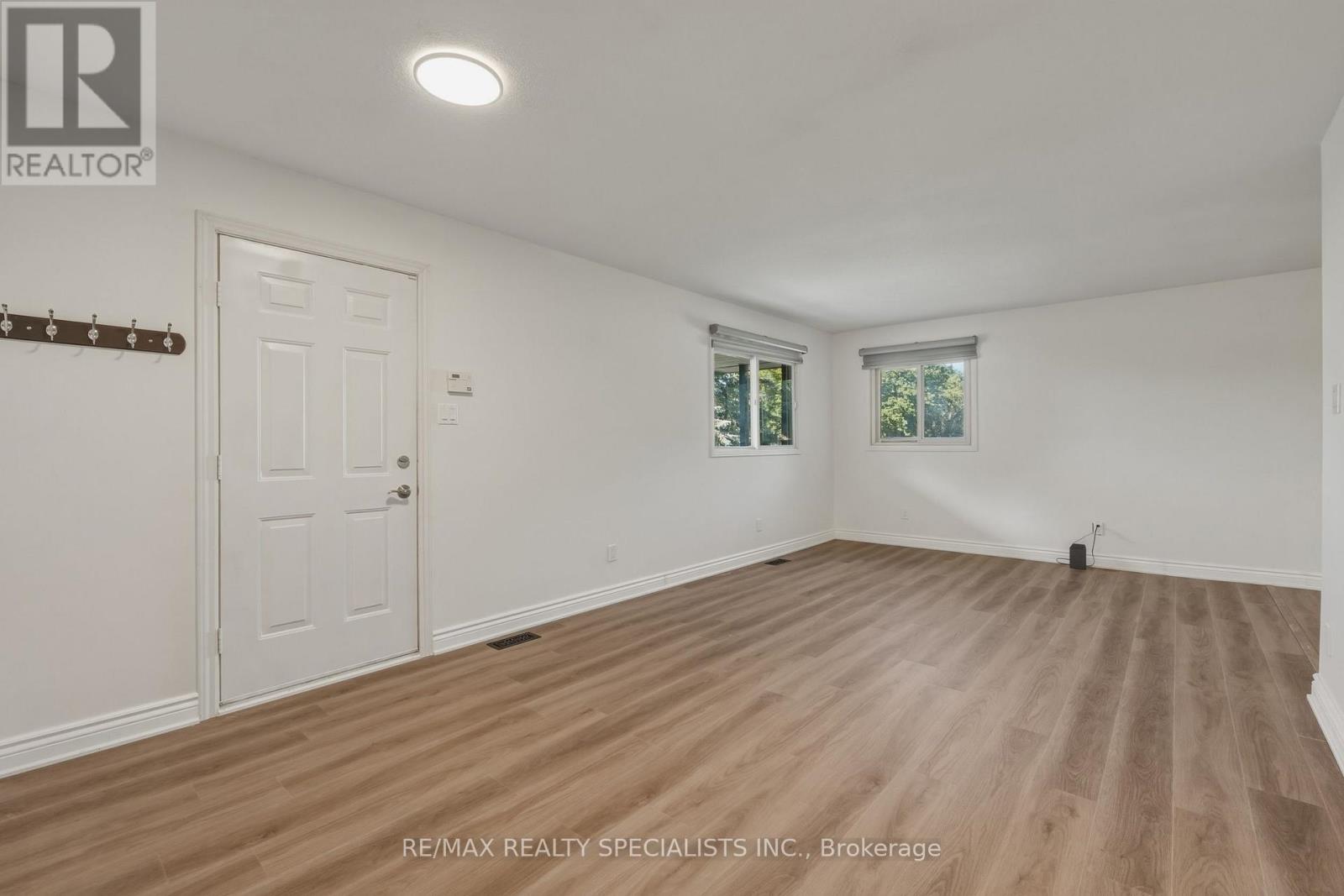 29 CAMPION COURT - 4