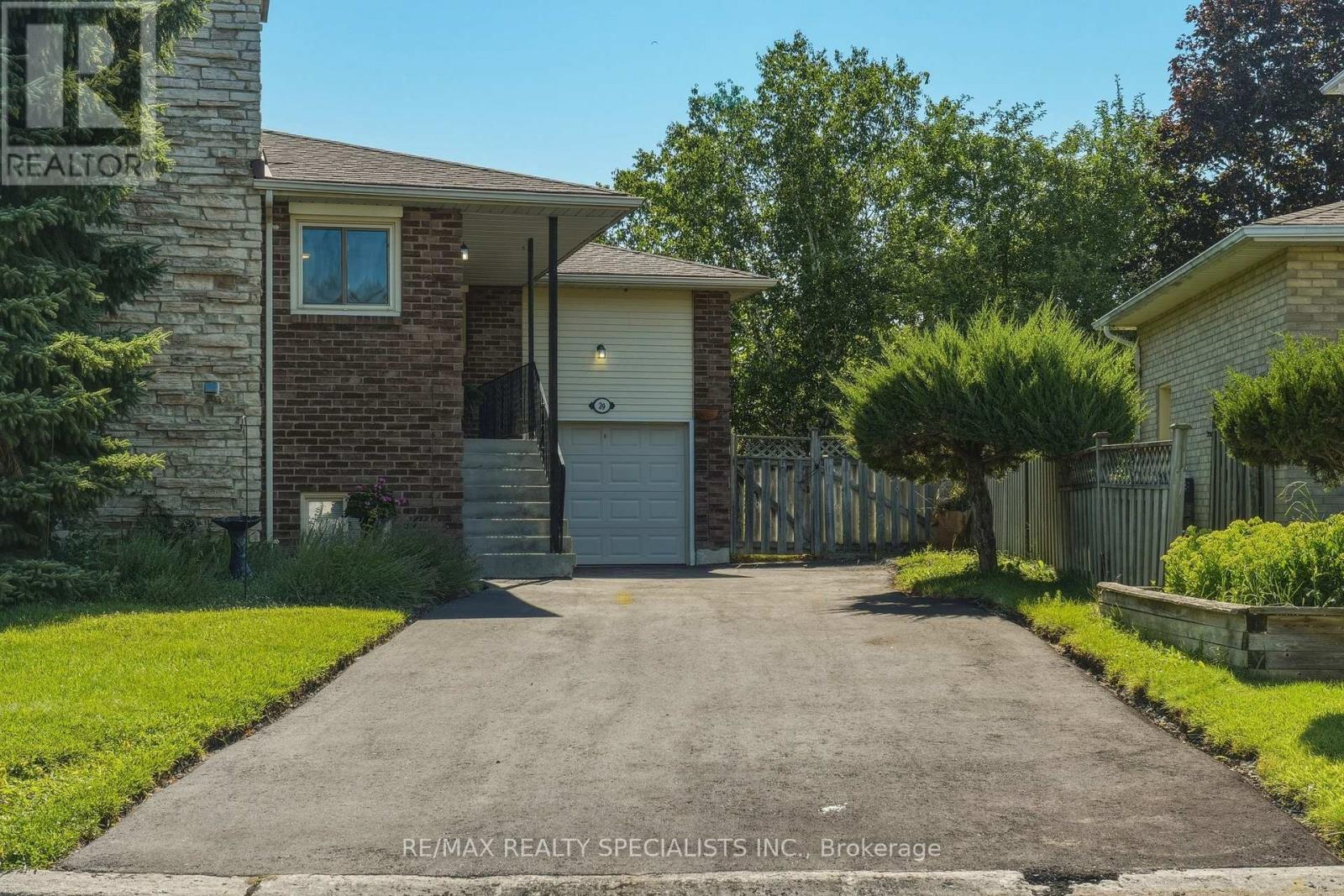 29 CAMPION COURT - 42