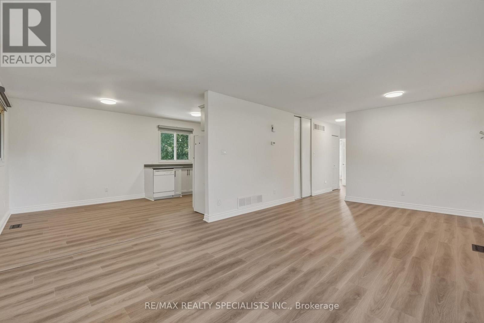 29 CAMPION COURT - 5