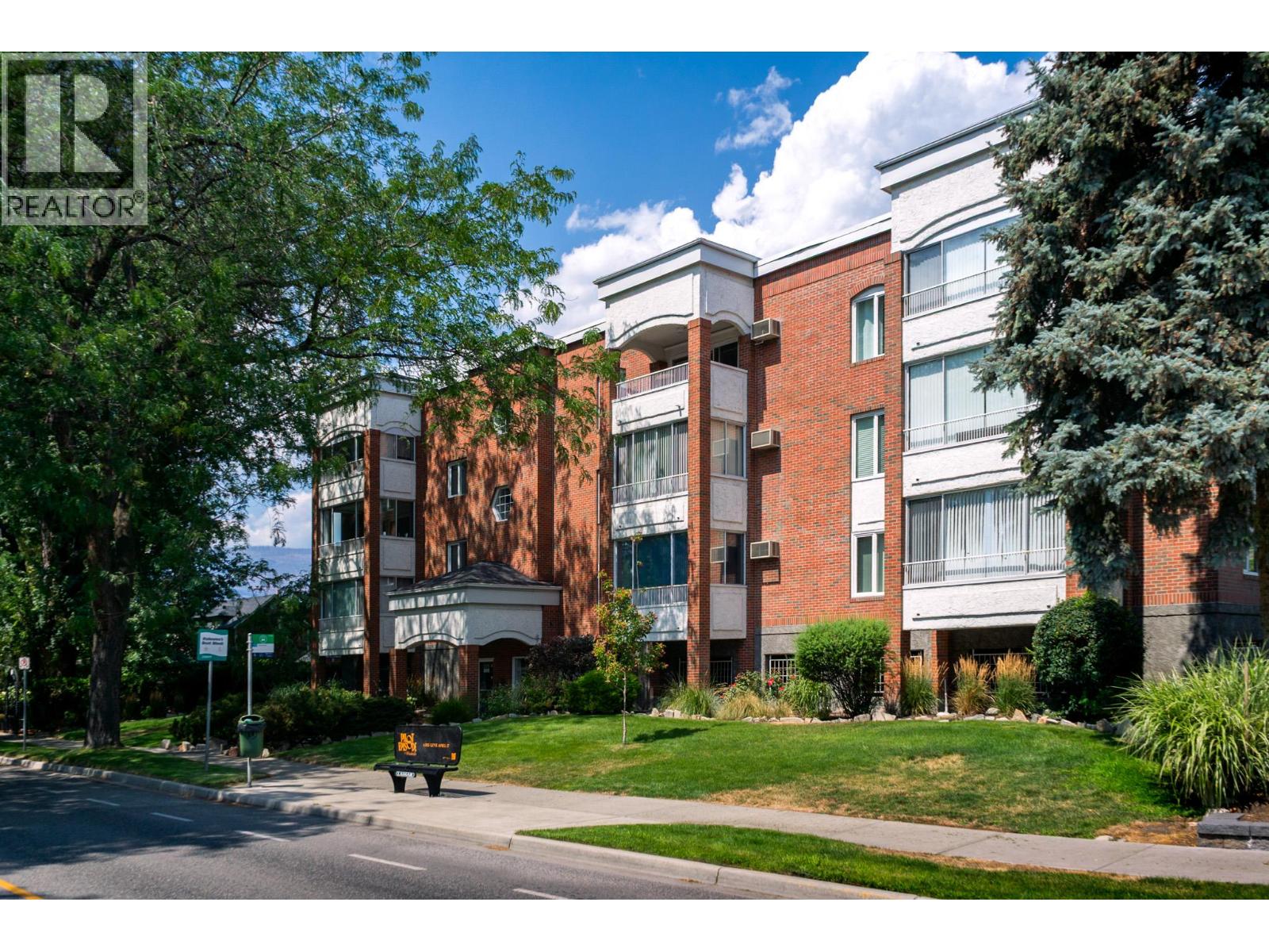 #103 878 Bernard Avenue - 46