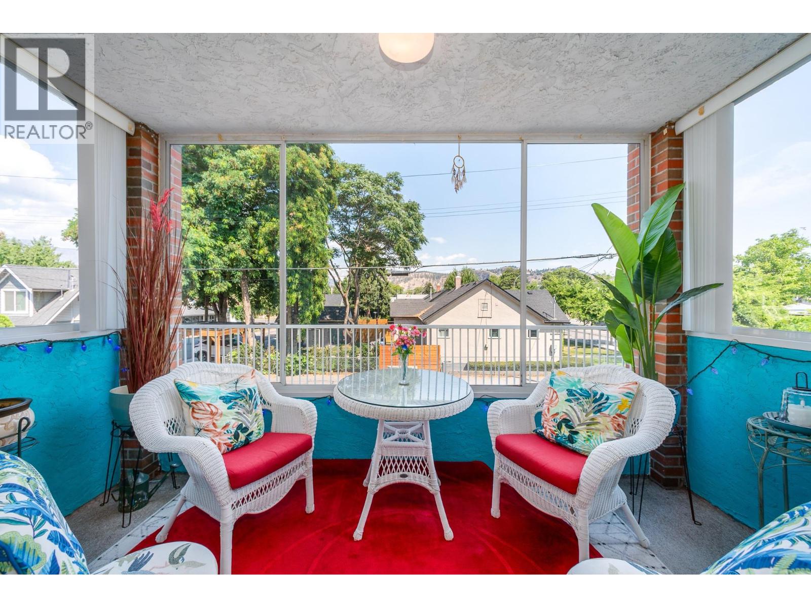 #103 878 Bernard Avenue - 9