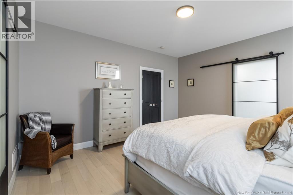 96 BLACKSTONE Drive - 35
