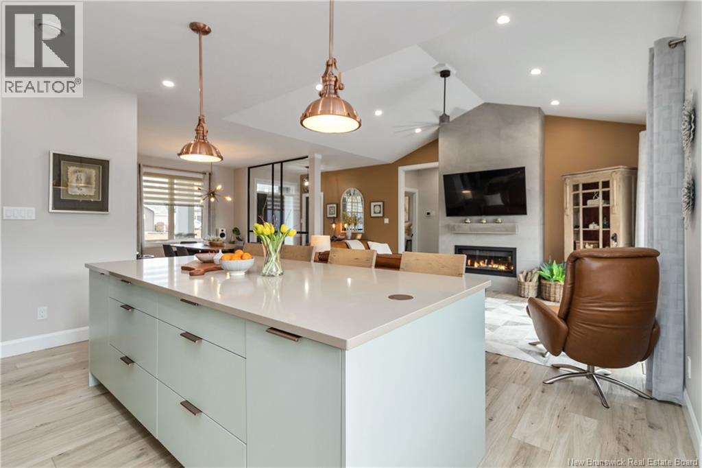 96 BLACKSTONE Drive - 22