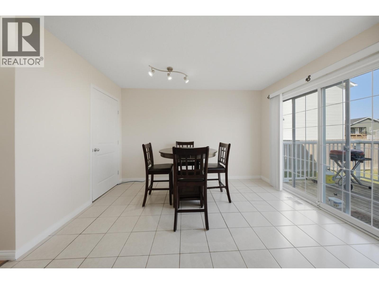 8406 86 AVENUE - 8