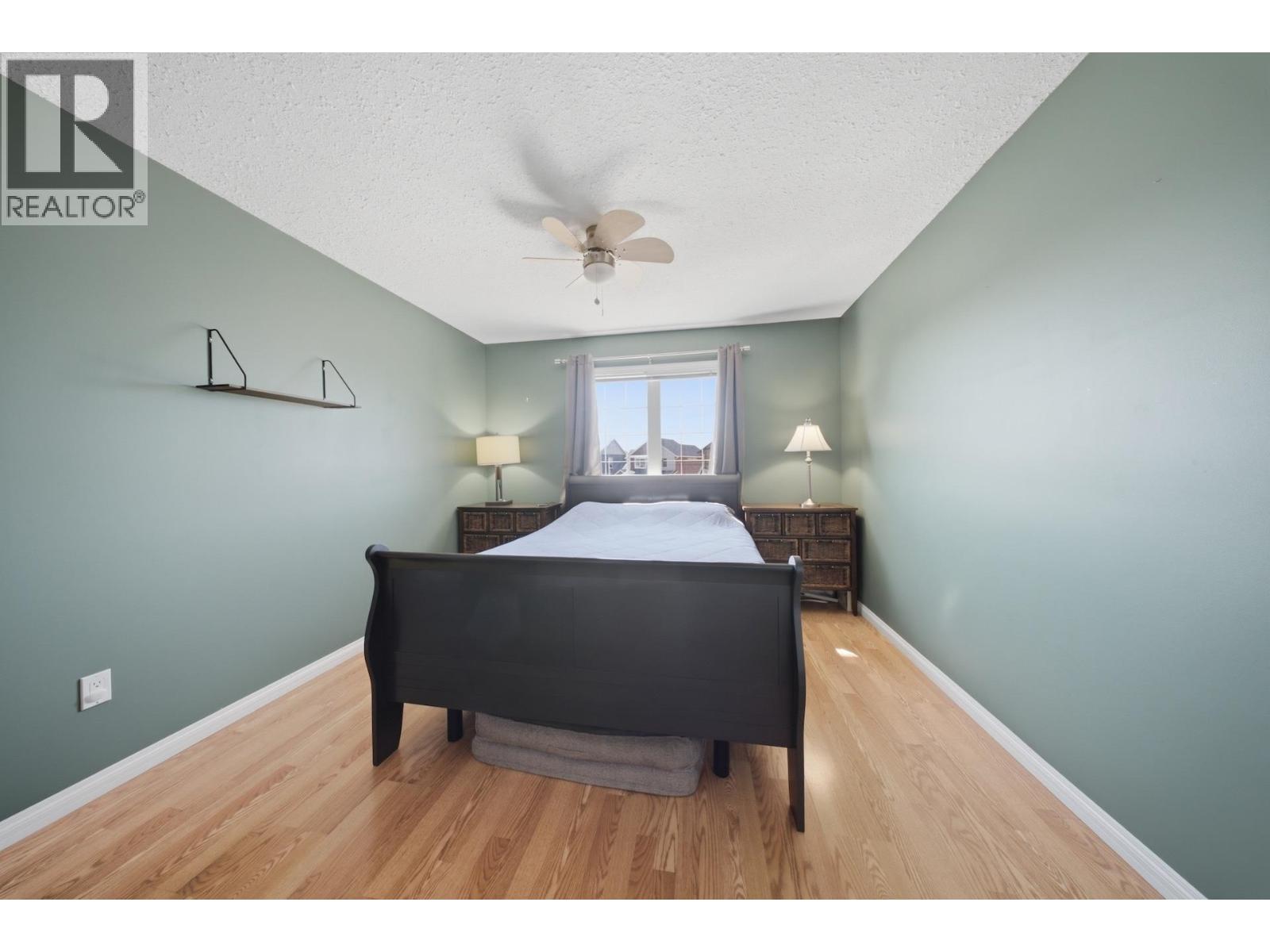 8406 86 AVENUE - 13
