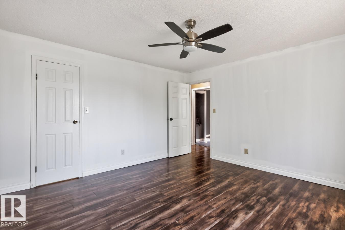 4003 41 AV NW - 19