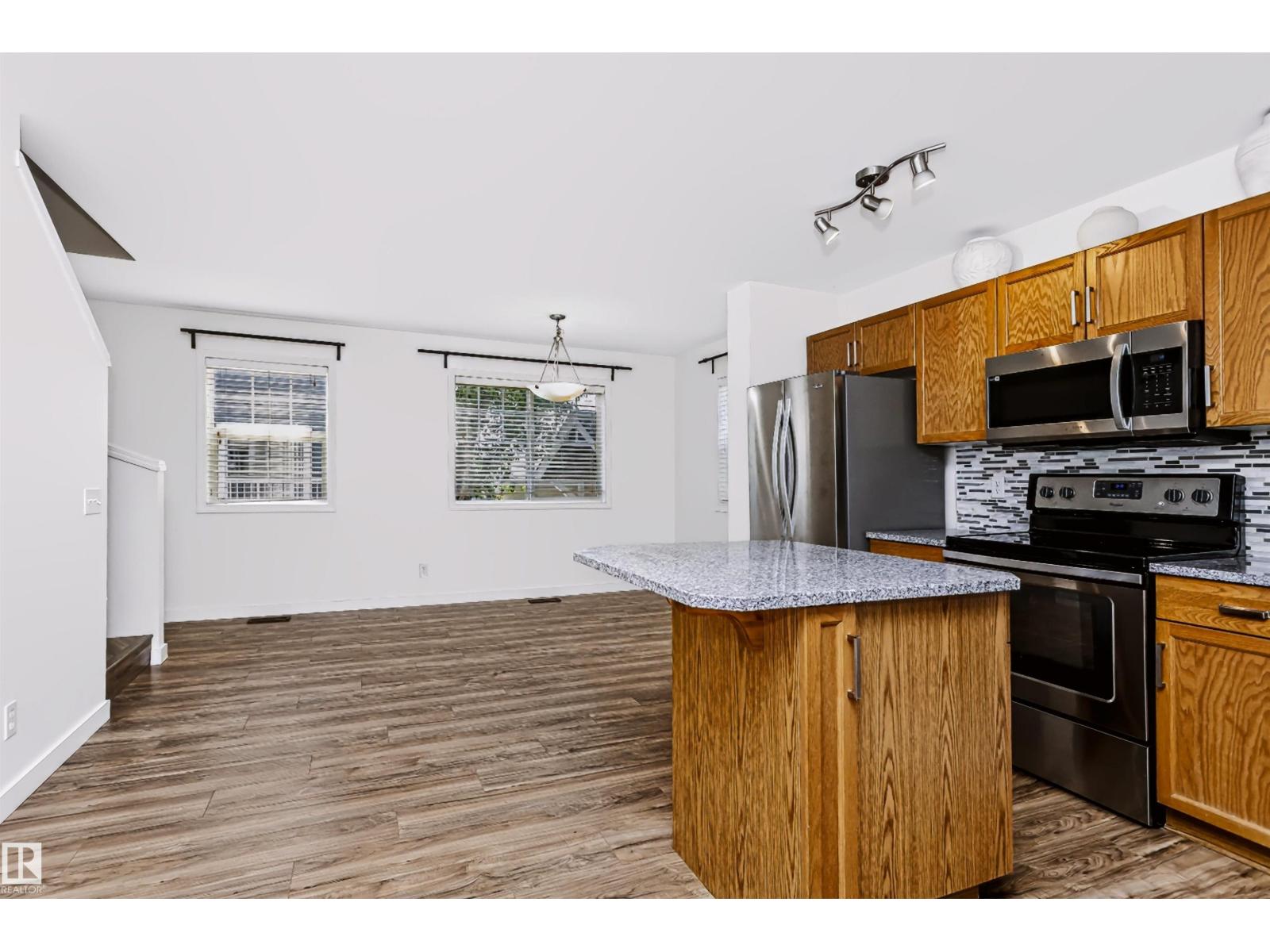 #66 8304 11 AV SW - 12
