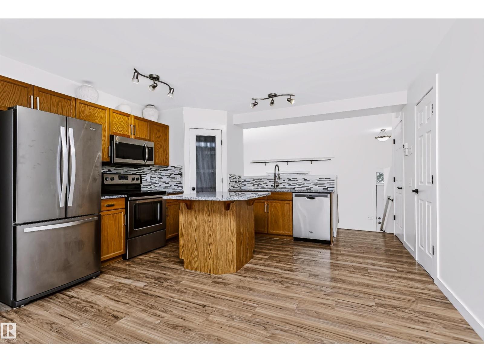 #66 8304 11 AV SW - 14
