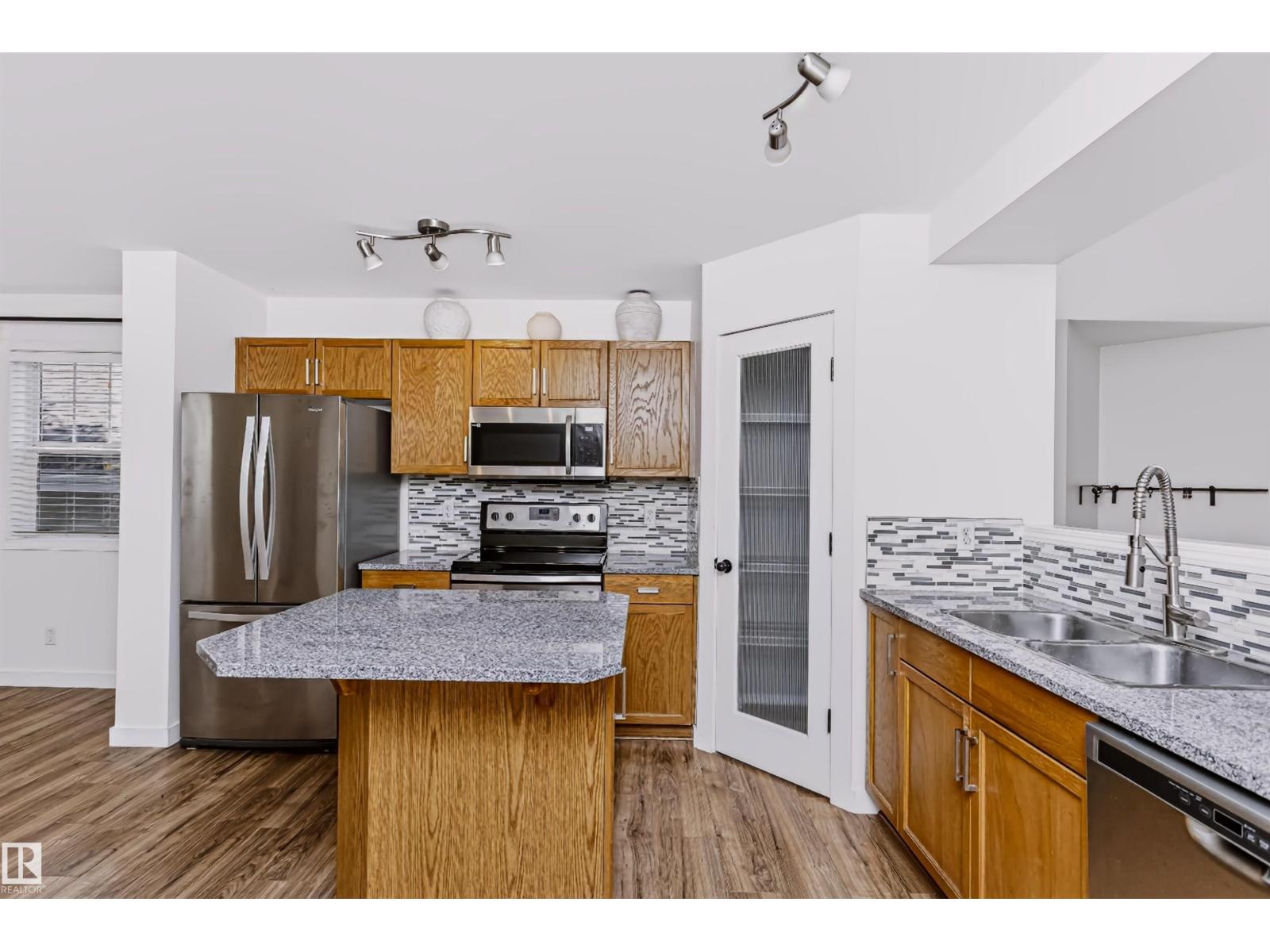 #66 8304 11 AV SW - 16