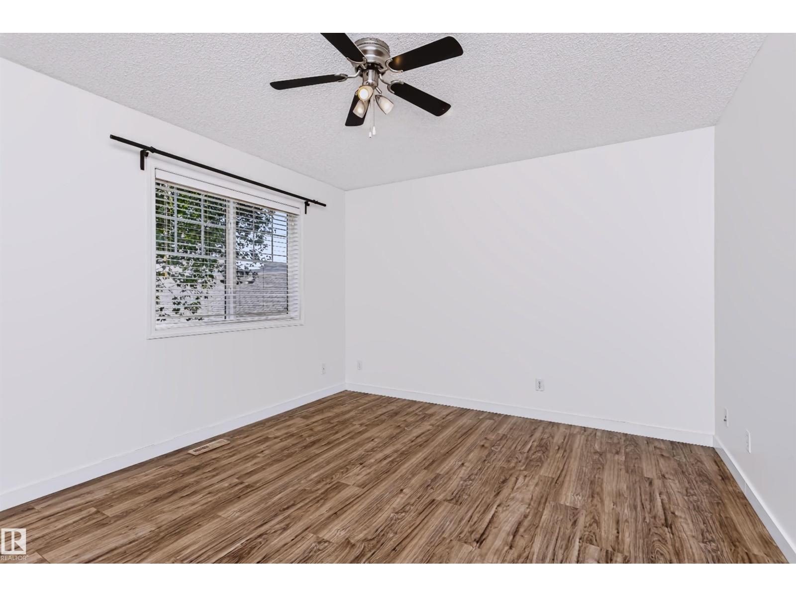 #66 8304 11 AV SW - 28