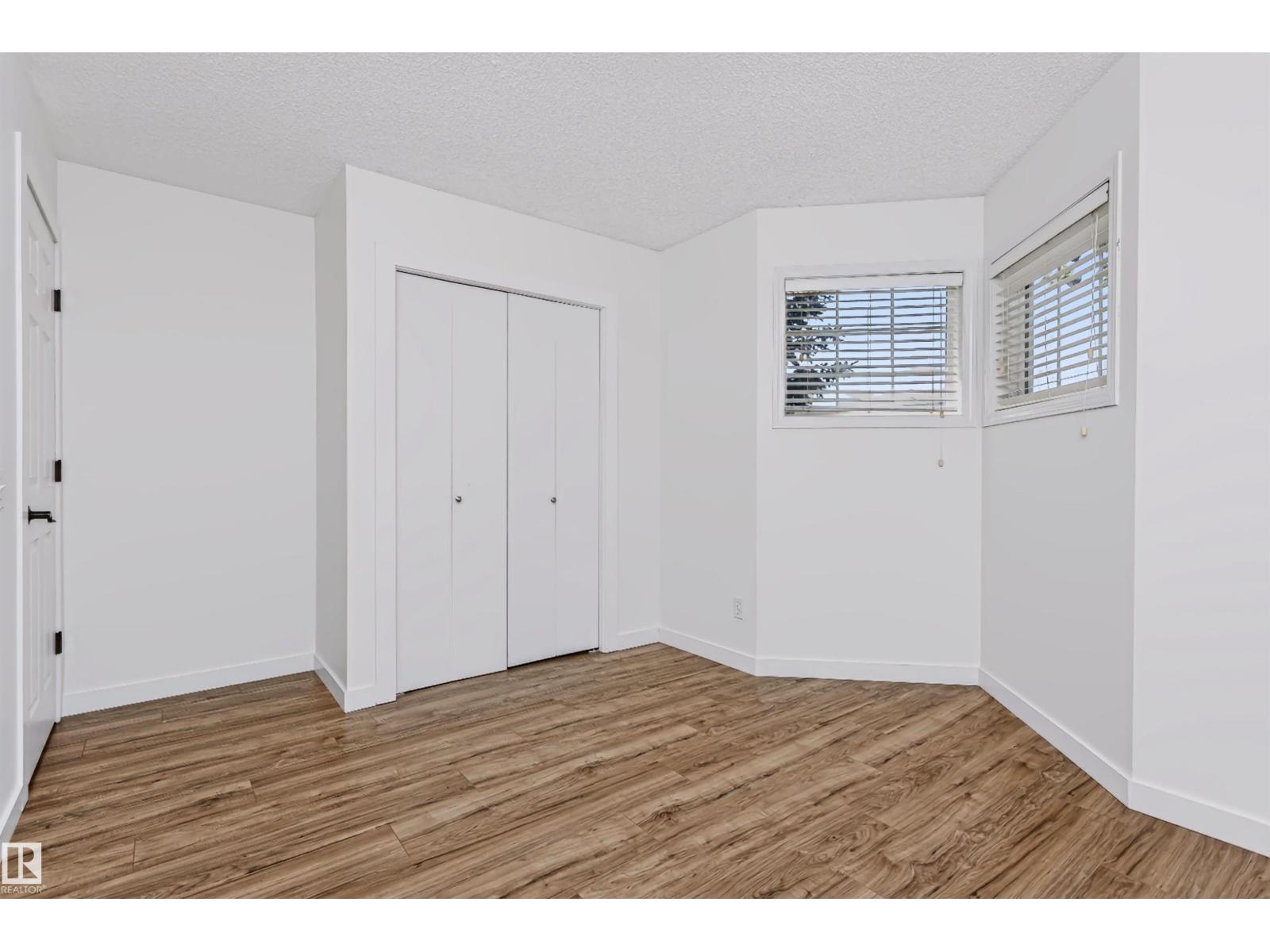 #66 8304 11 AV SW - 32