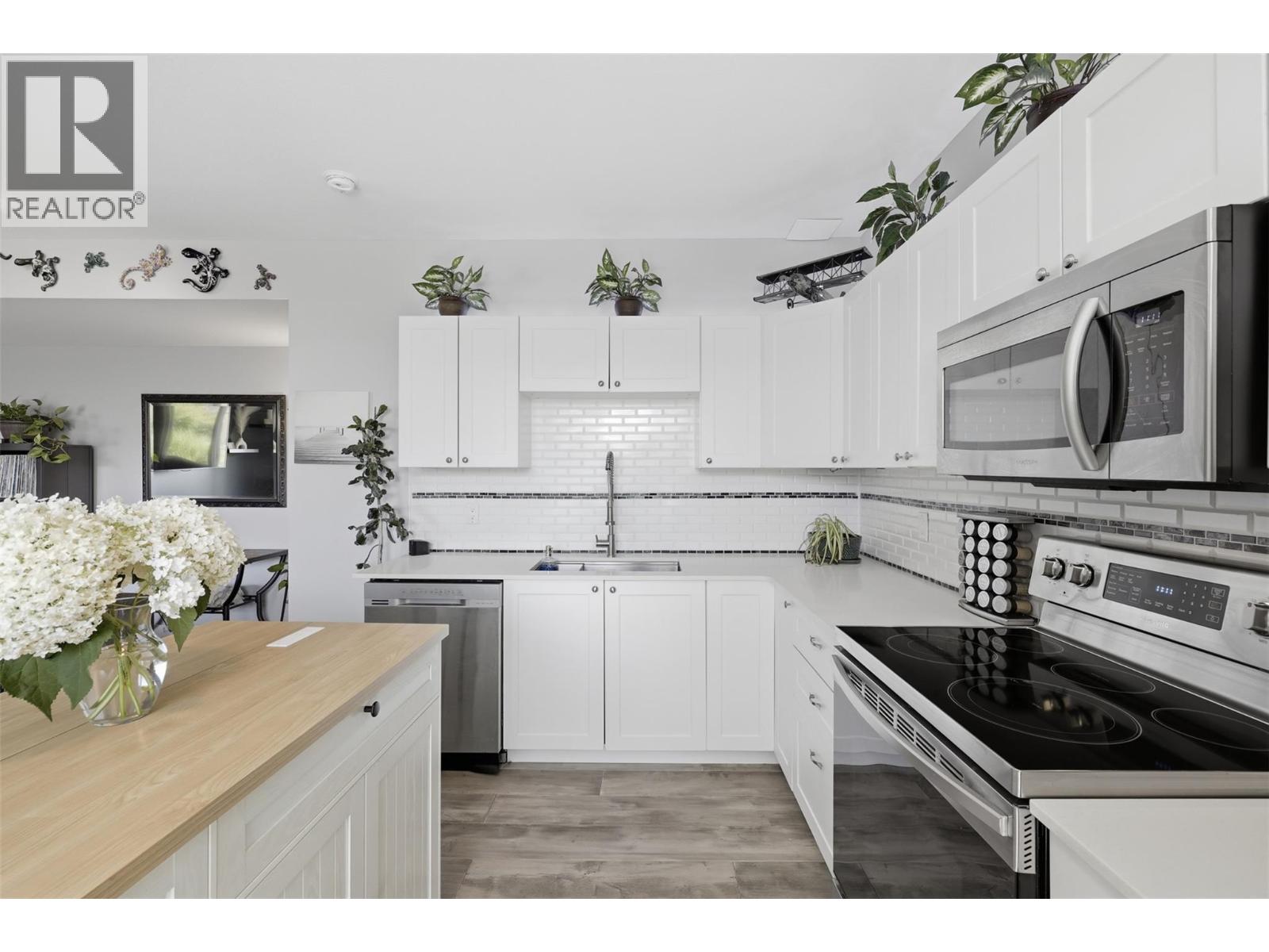 4006 RIO VISTA Way - 40