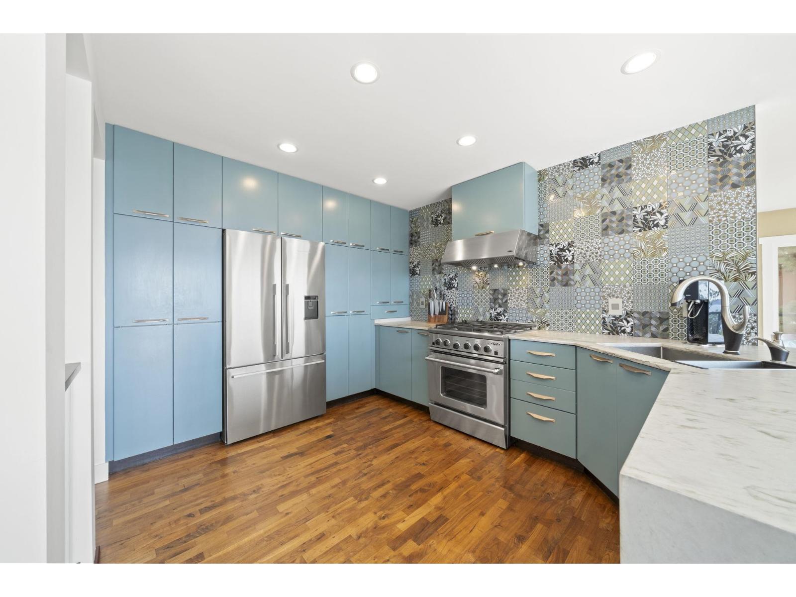 14380 SUNSET DRIVE, White Rock