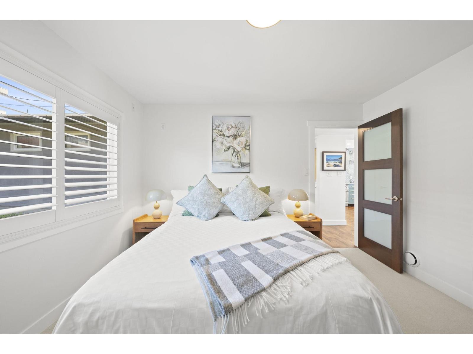 14380 SUNSET DRIVE, White Rock