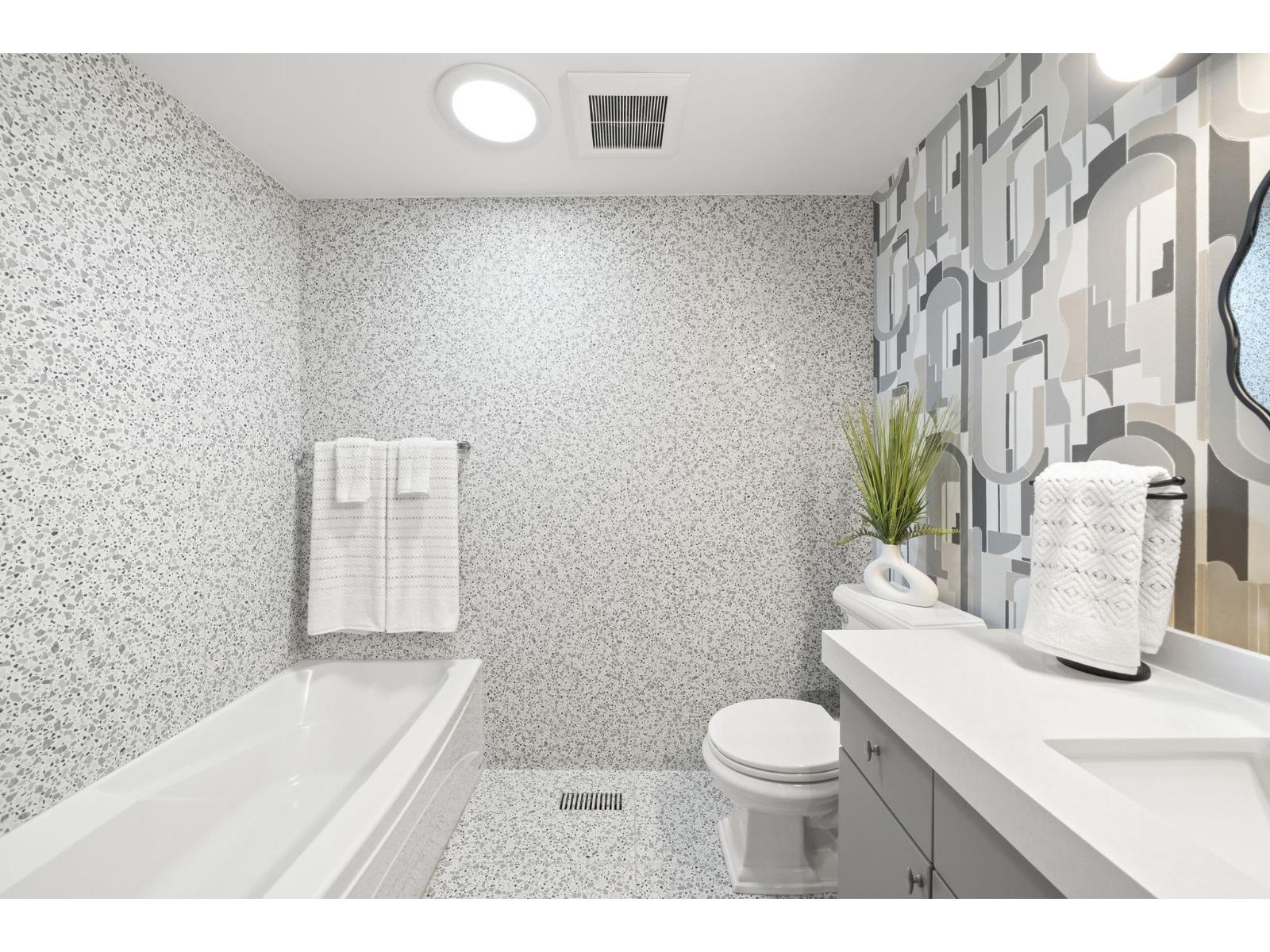 14380 SUNSET DRIVE, White Rock
