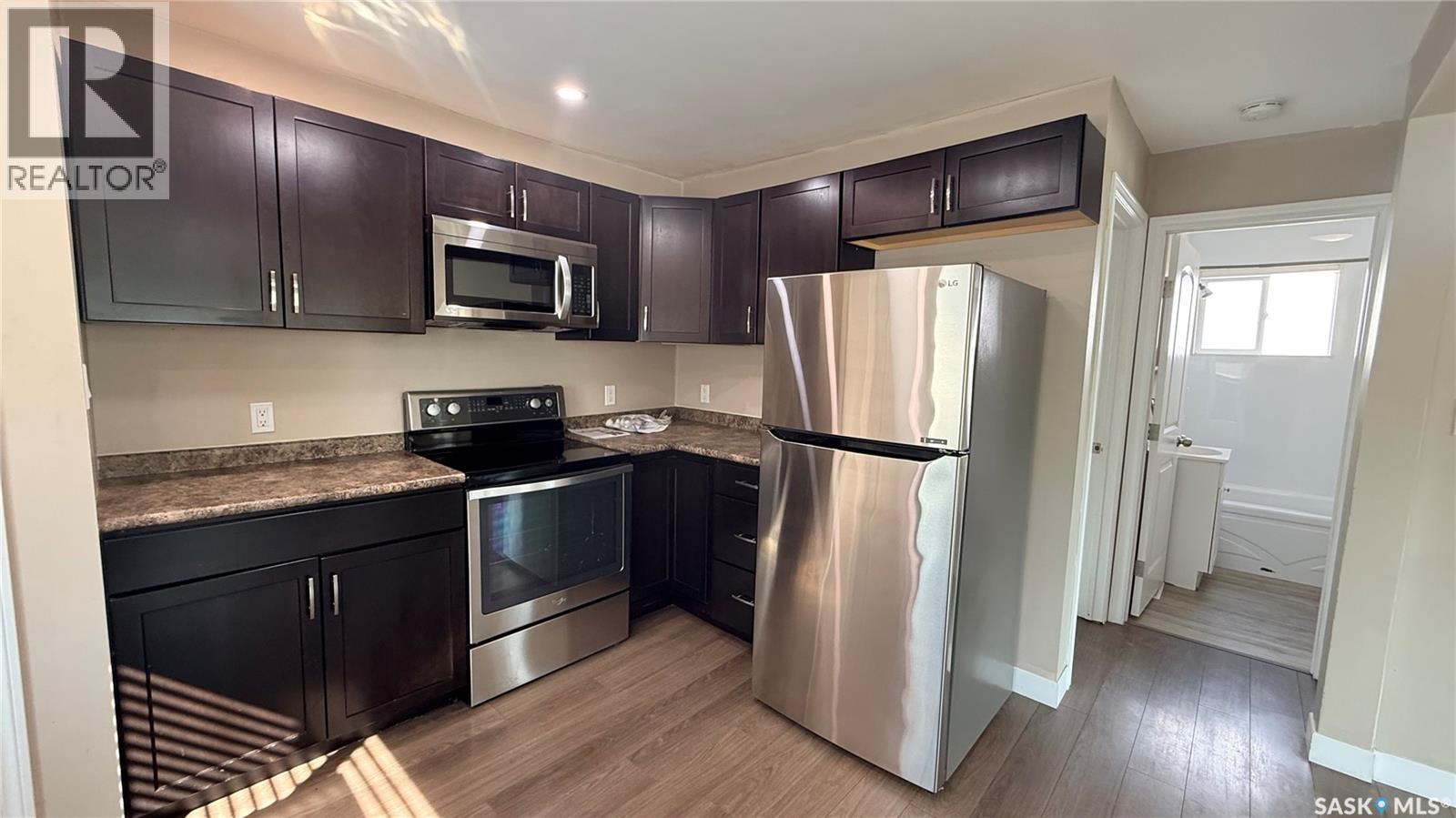 1537 Second STREET - 12