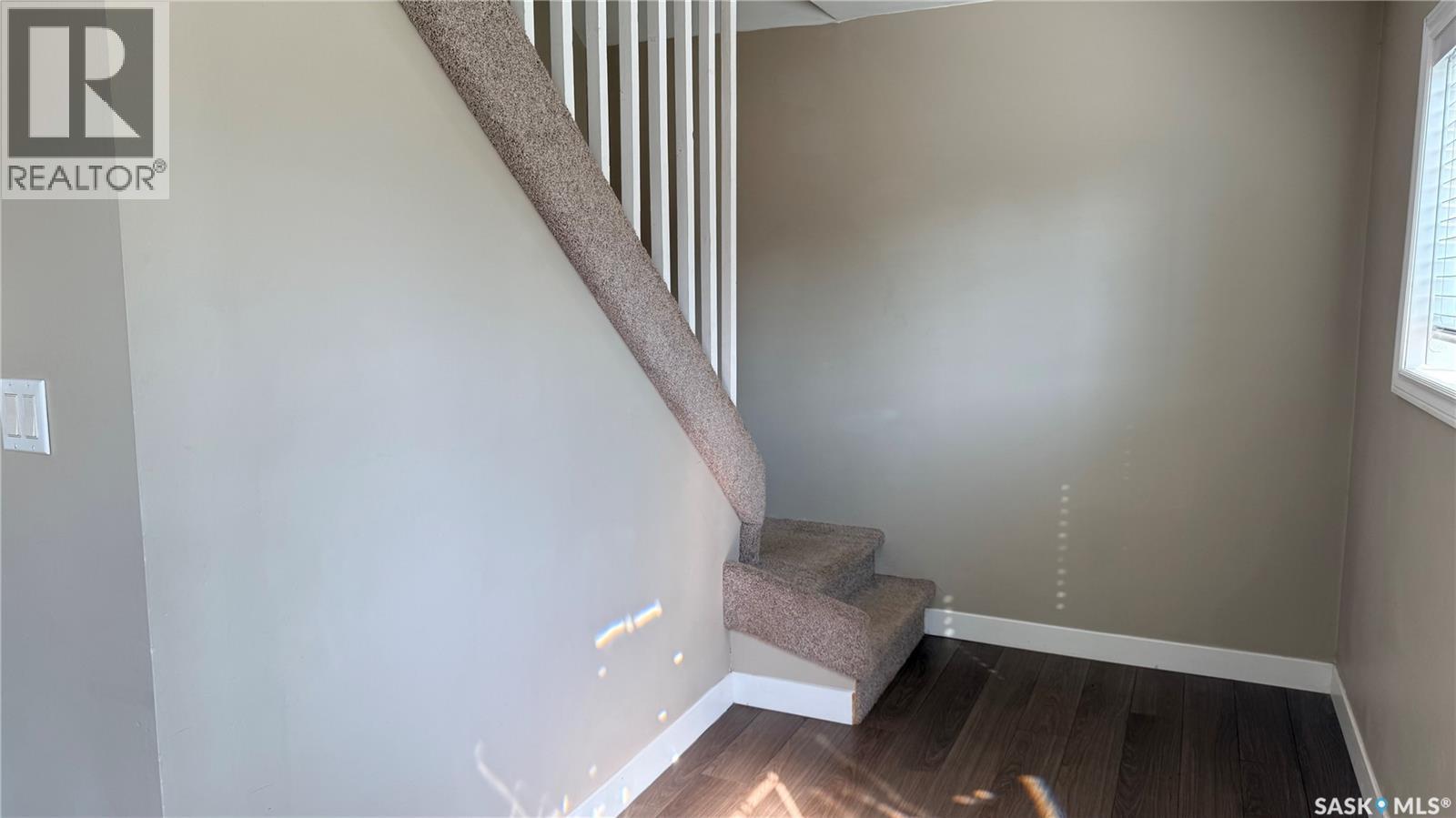 1537 Second STREET - 18