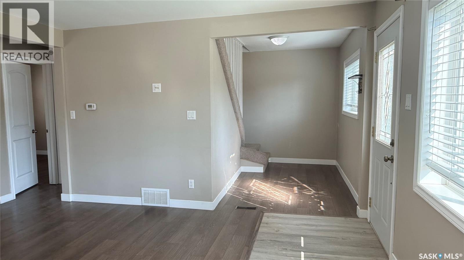 1537 Second STREET - 5