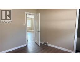 1537 Second Street, Estevan, SK S4A2M9 Photo 15