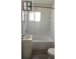 1537 Second Street, Estevan, SK S4A2M9 Photo 16