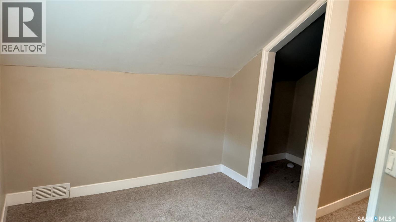 1537 Second STREET - 22
