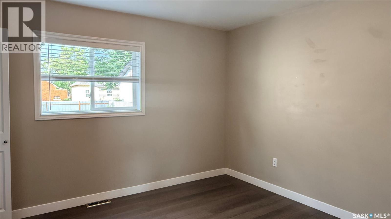 1537 Second STREET - 14
