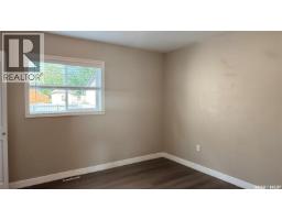 1537 Second Street, Estevan, SK S4A2M9 Photo 14