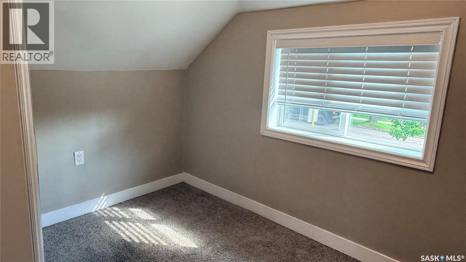 1537 Second STREET - Image 23
