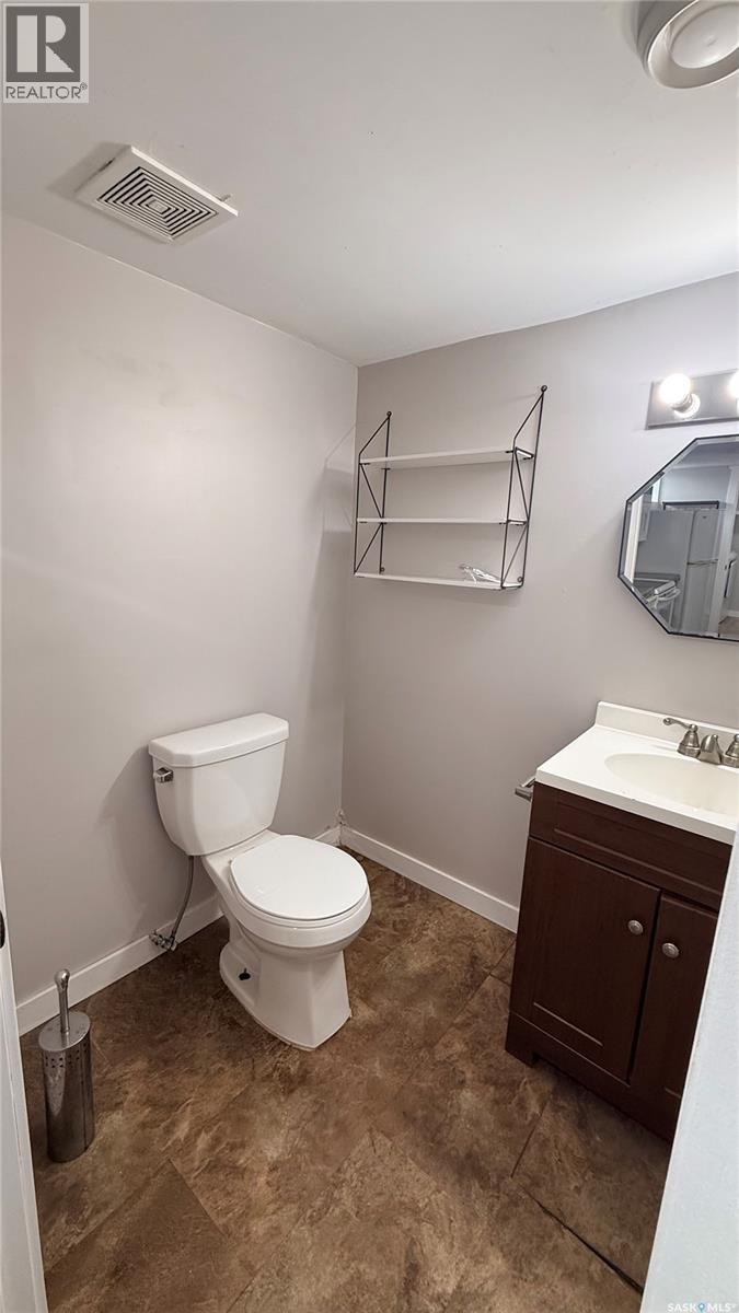 1537 Second STREET - 32