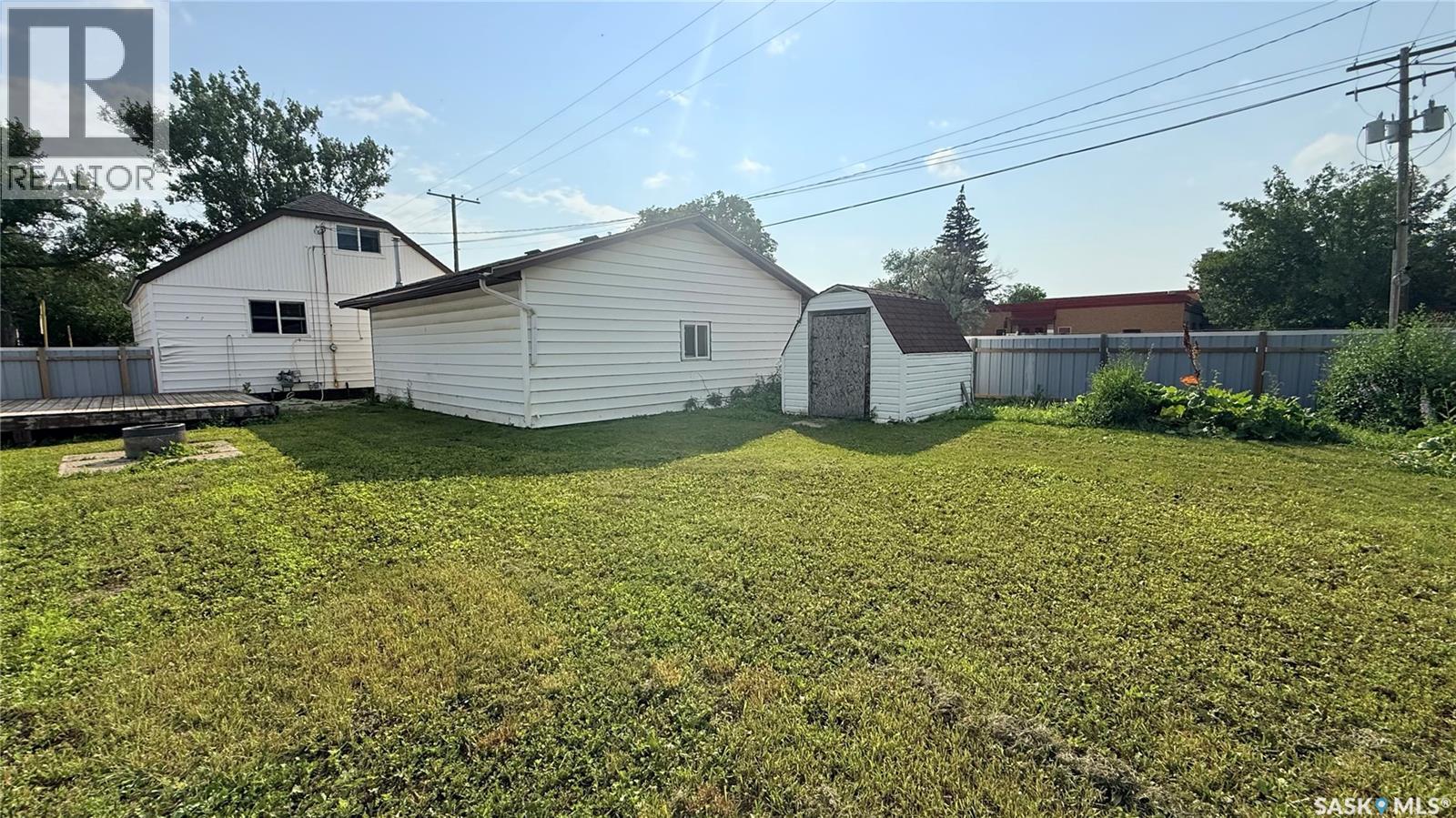 1537 Second STREET - 36