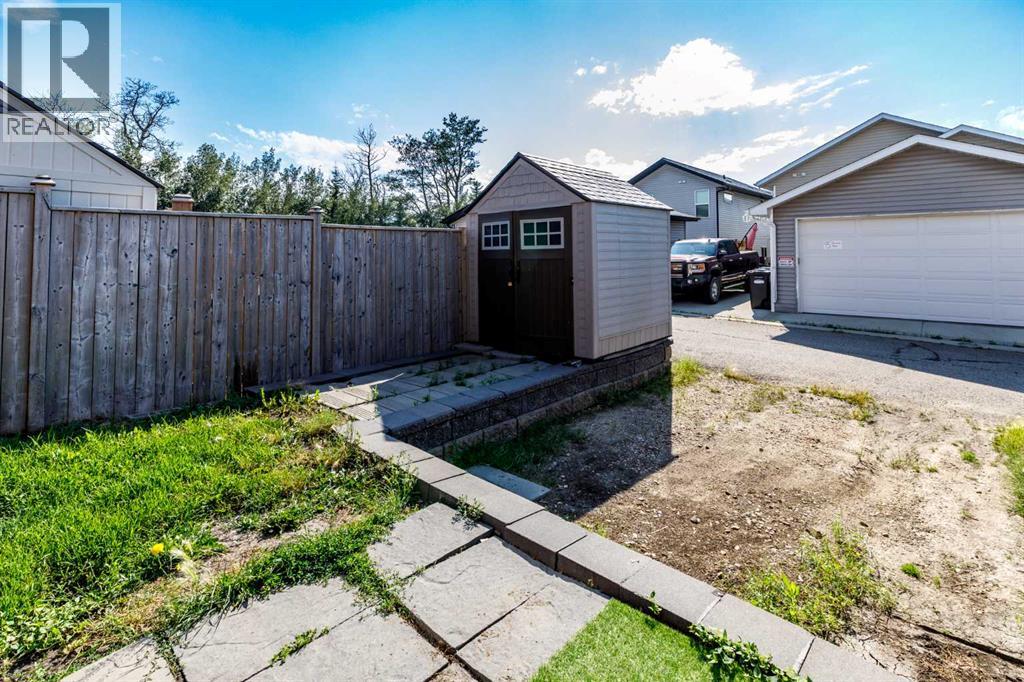 19 Reid Court - 35