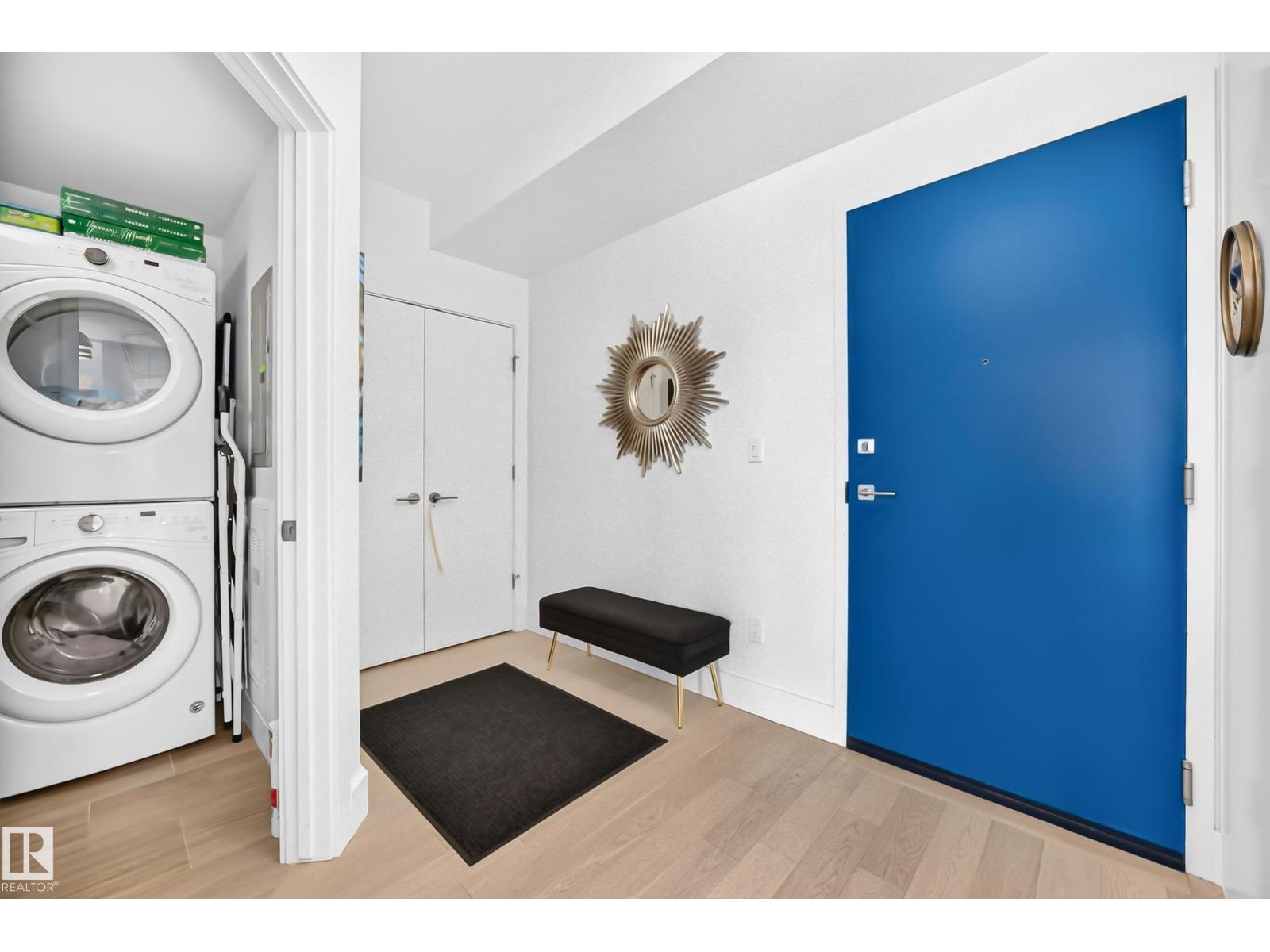 #507 200 BELLEROSE DR - 52