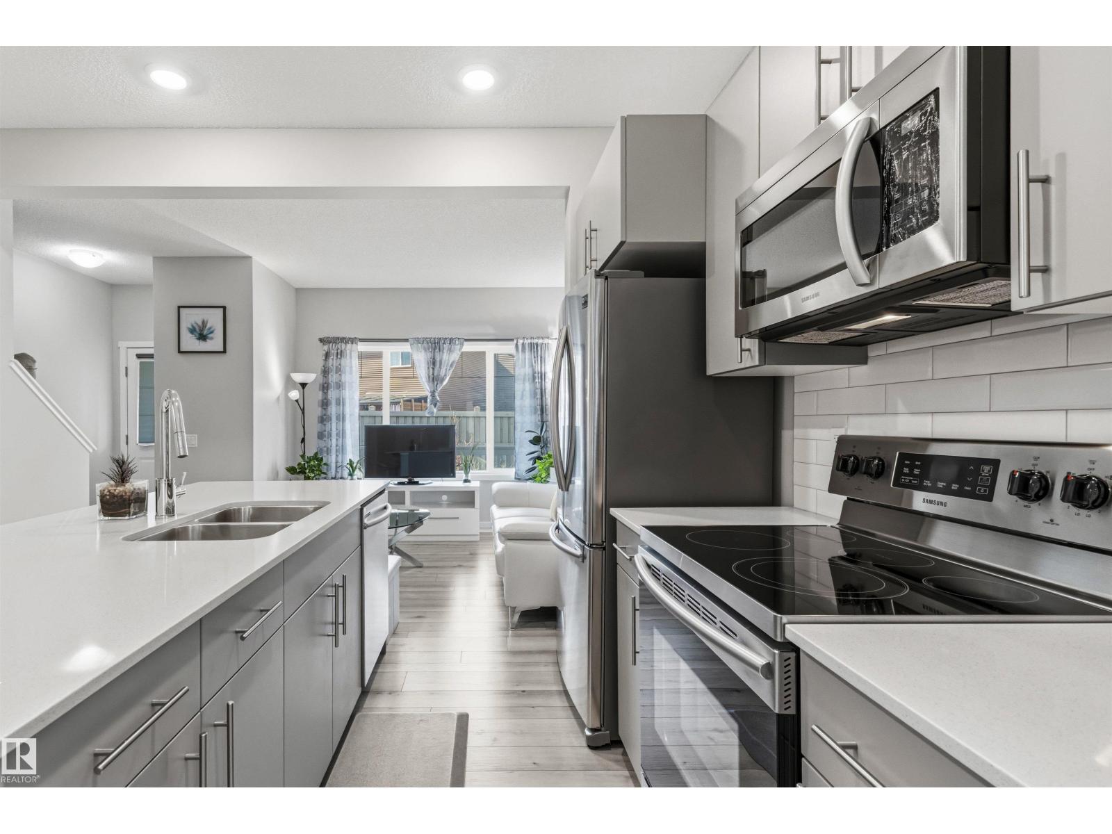 #45 6004 ROSENTHAL WY NW - 17