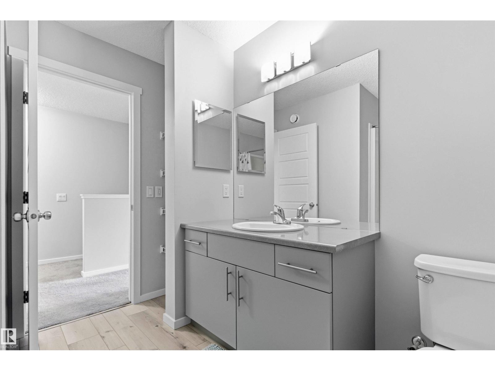#45 6004 ROSENTHAL WY NW - 44