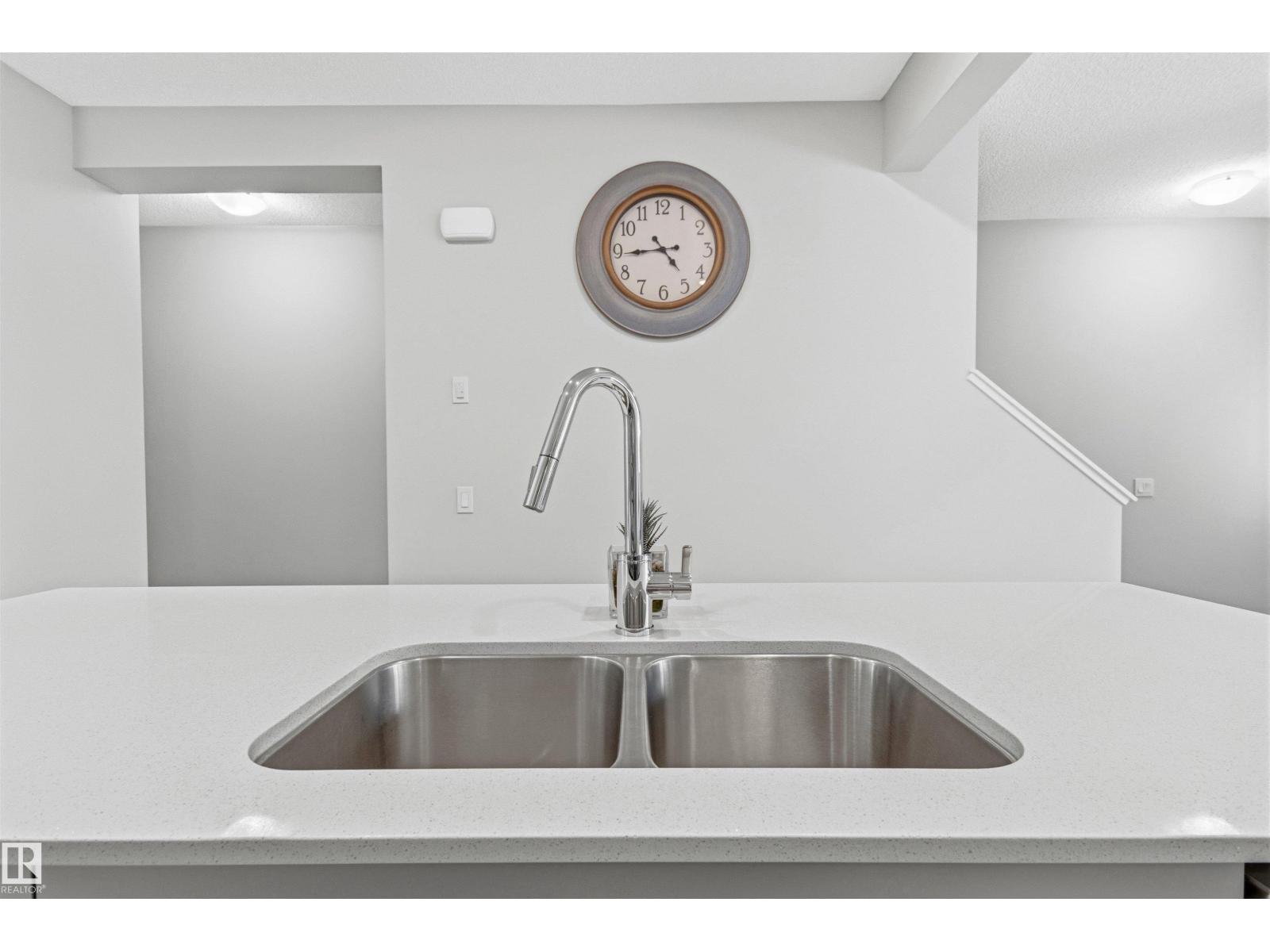 #45 6004 ROSENTHAL WY NW - 18