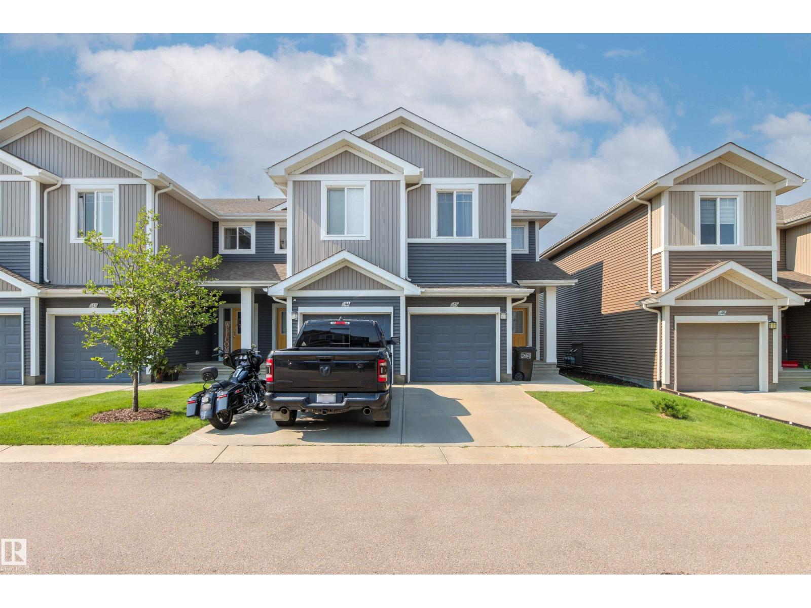 #45 6004 ROSENTHAL WY NW - 3