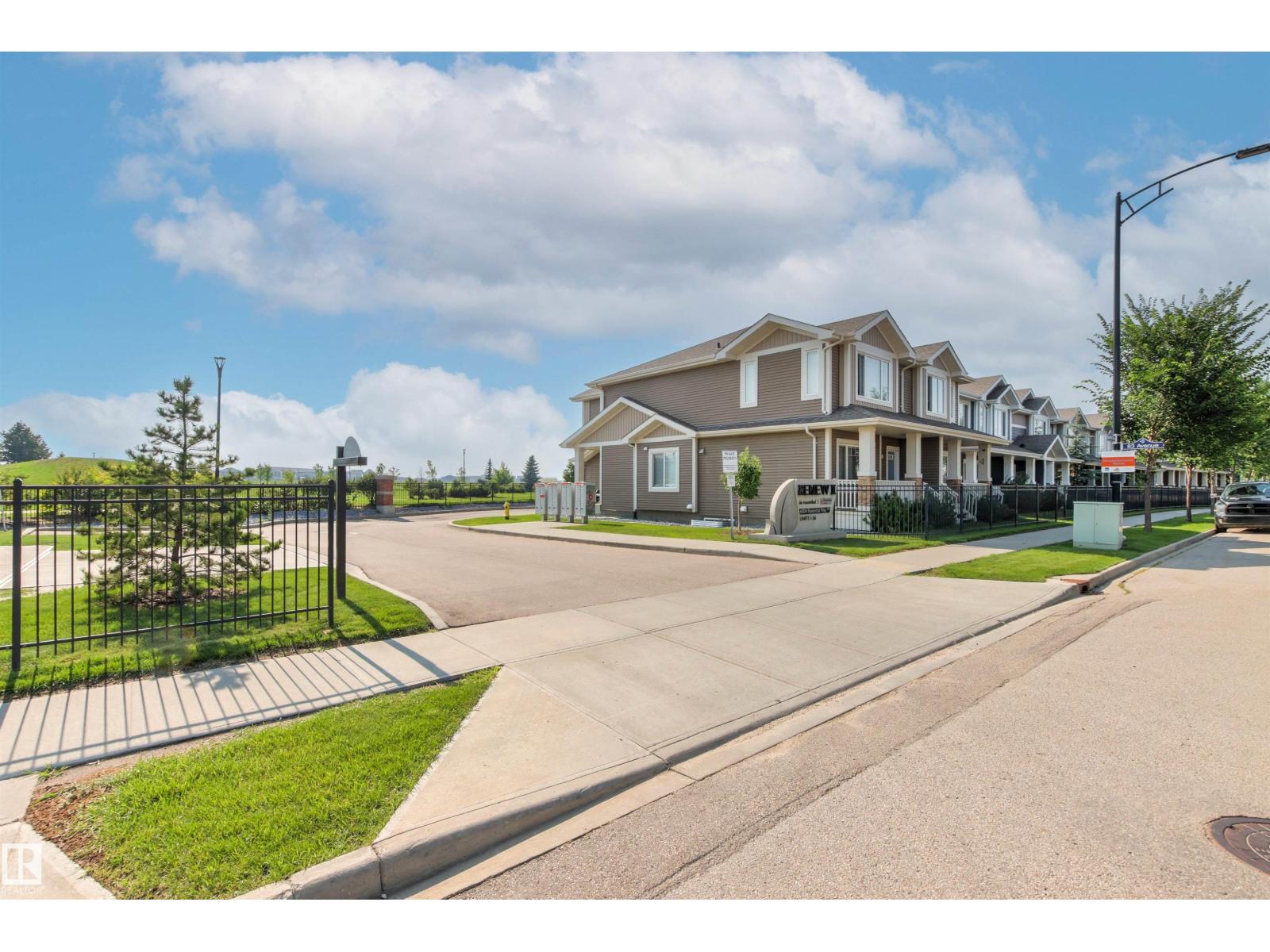 #45 6004 ROSENTHAL WY NW - 60