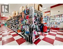 229 1st Avenue W, Assiniboia, SK S0H0B0 Photo 16