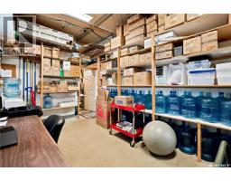 229 1st Avenue W, Assiniboia, SK S0H0B0 Photo 24