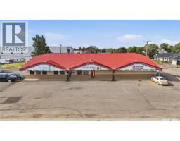 229 1st Avenue W, Assiniboia, SK S0H0B0 Photo 25