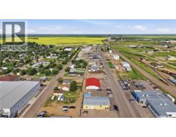 229 1st Avenue W, Assiniboia, SK S0H0B0 Photo 35