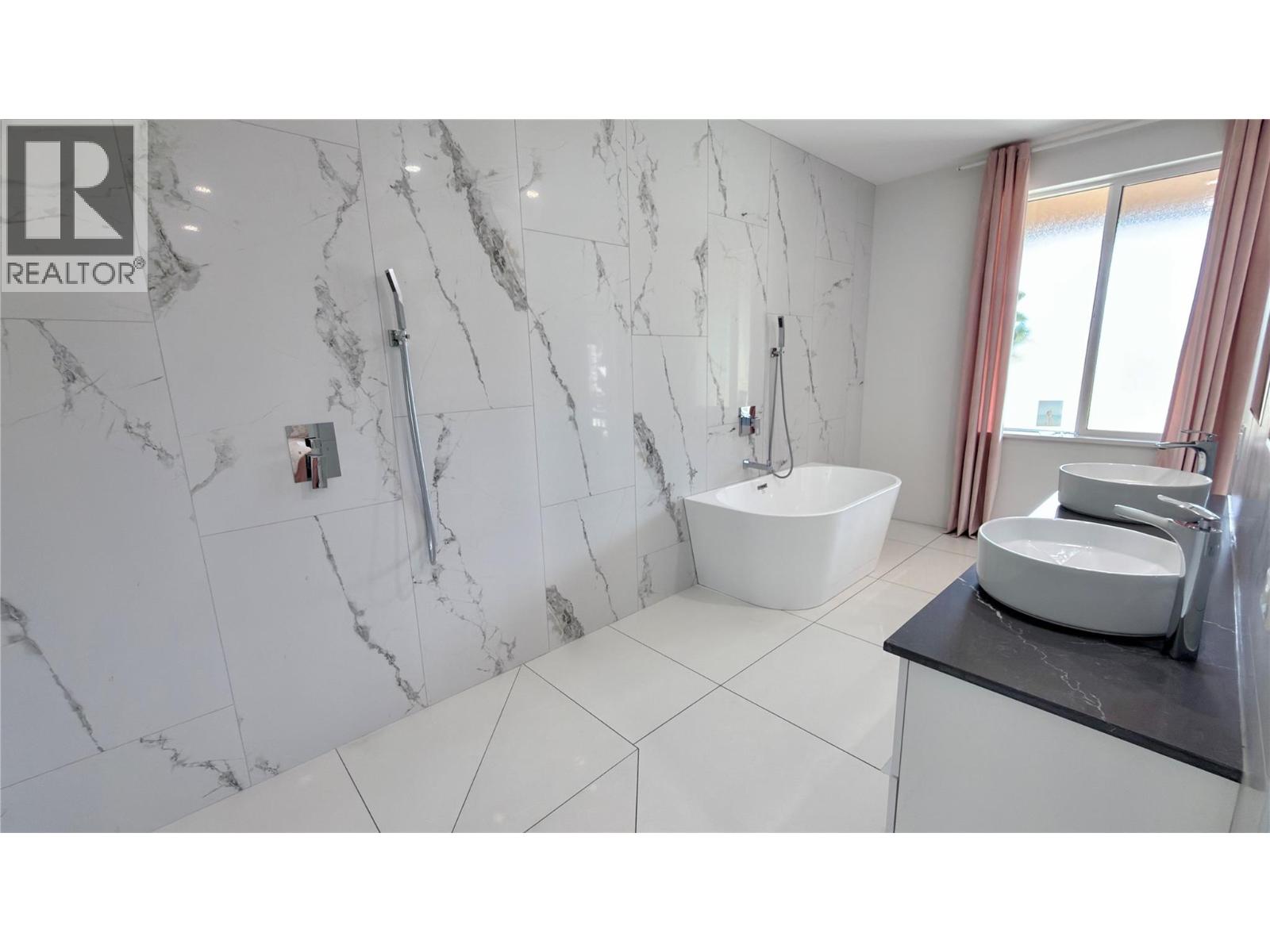155 Caitlin Road - 27