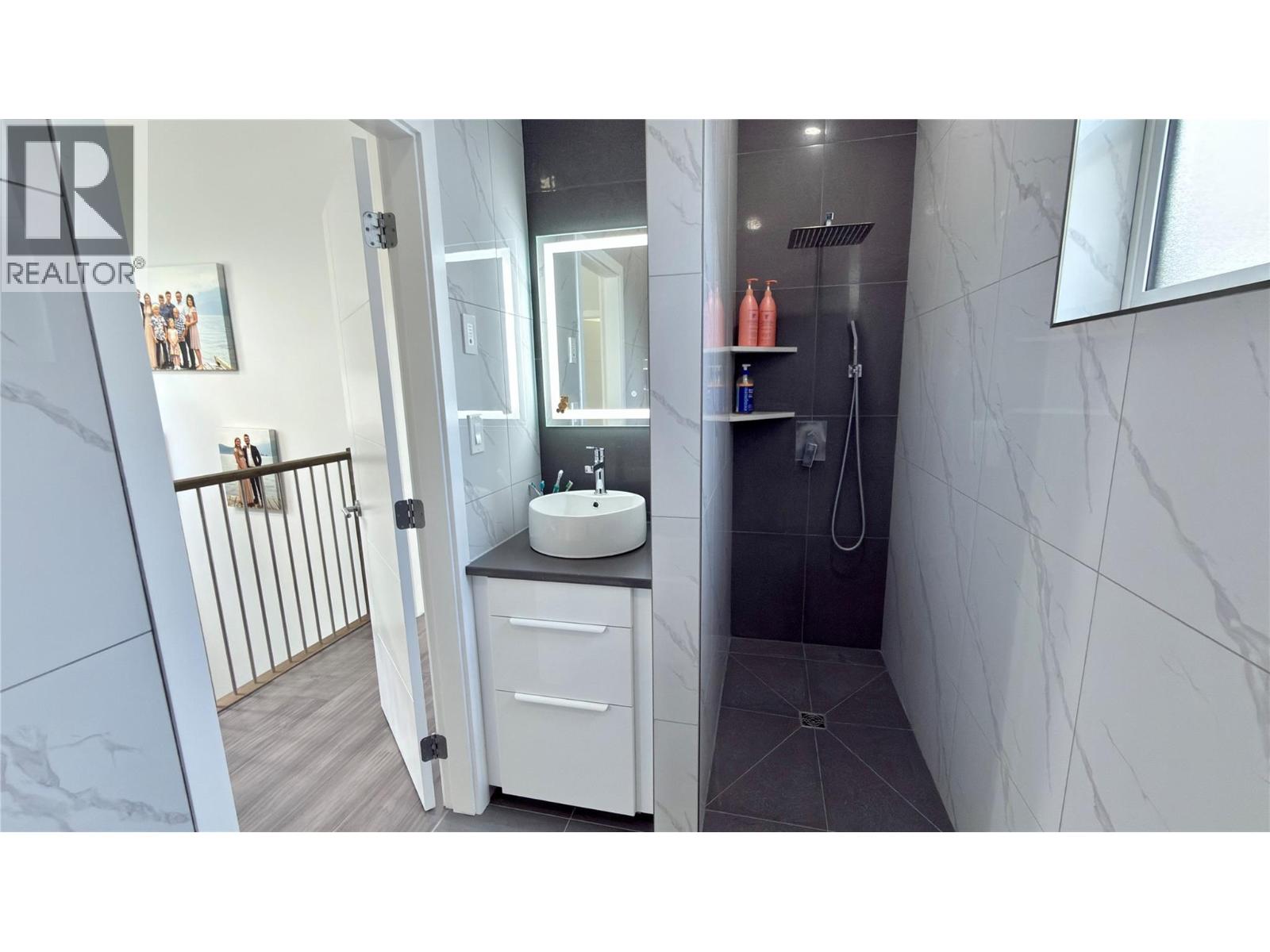 155 Caitlin Road - 36