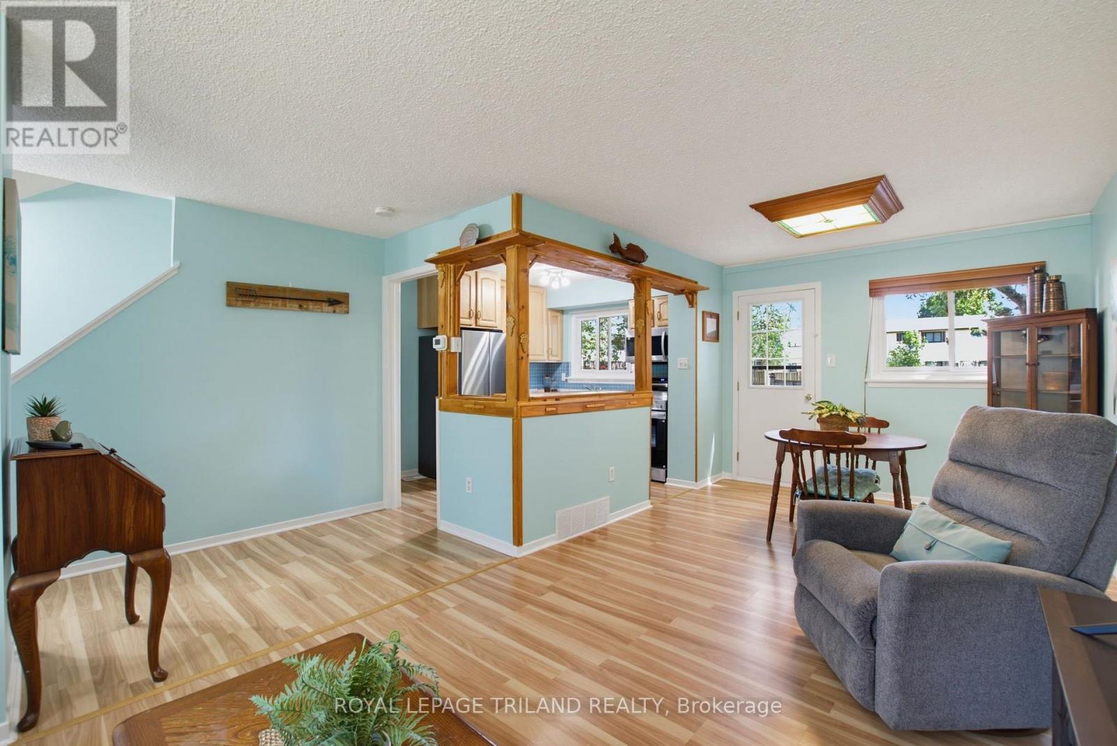 #45 825 DUNDALK DRIVE - Image 8