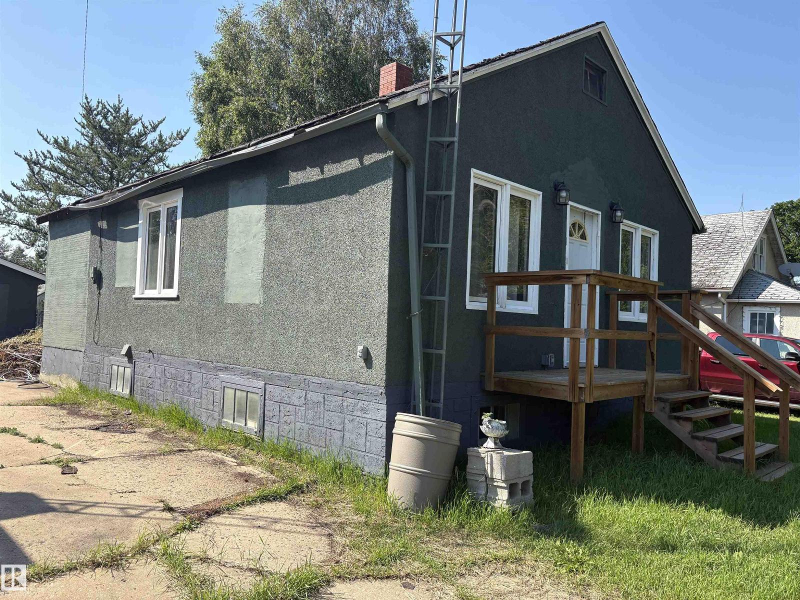 4620 Maria DR - 2