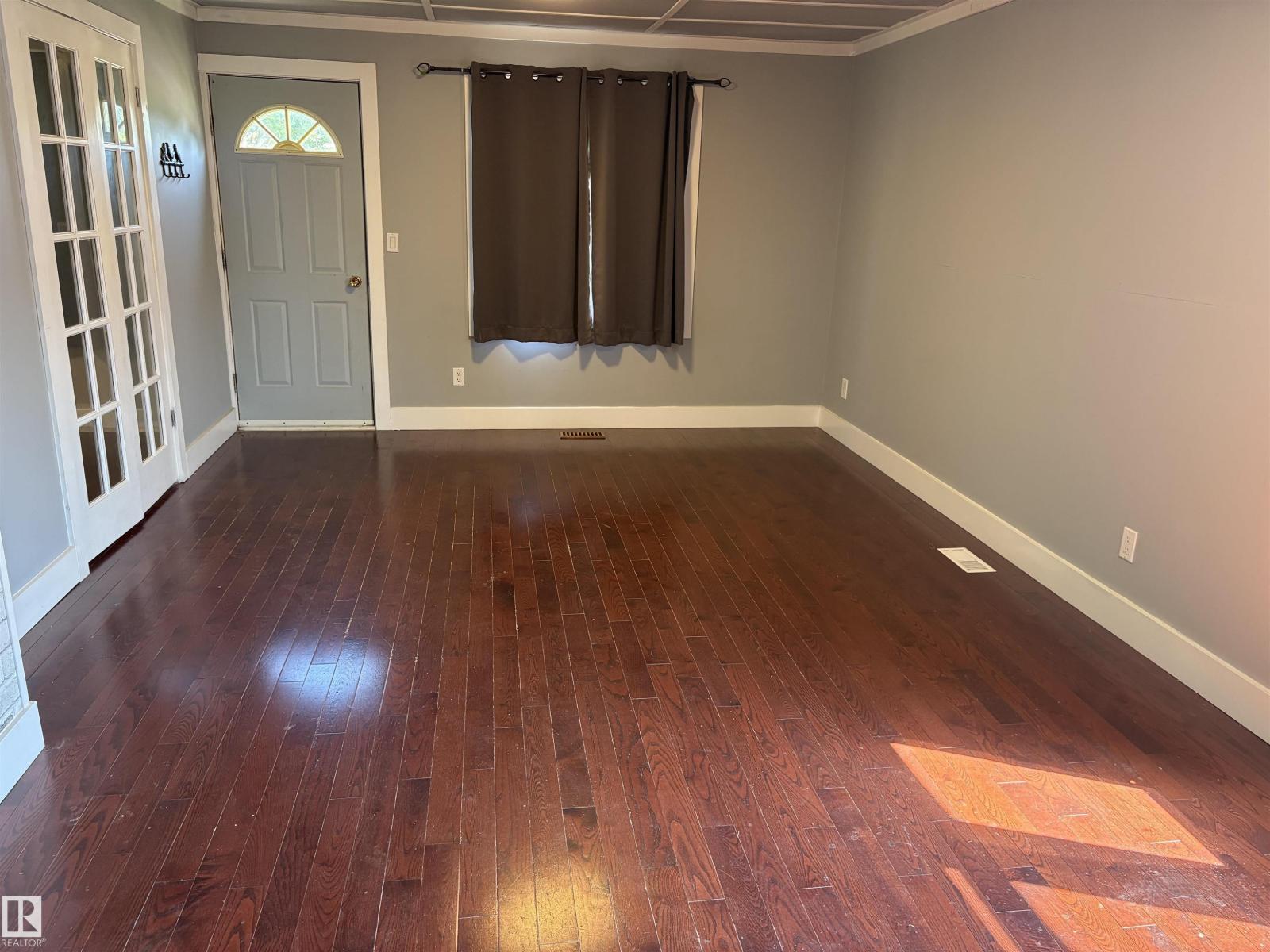 4620 Maria DR - Image 6