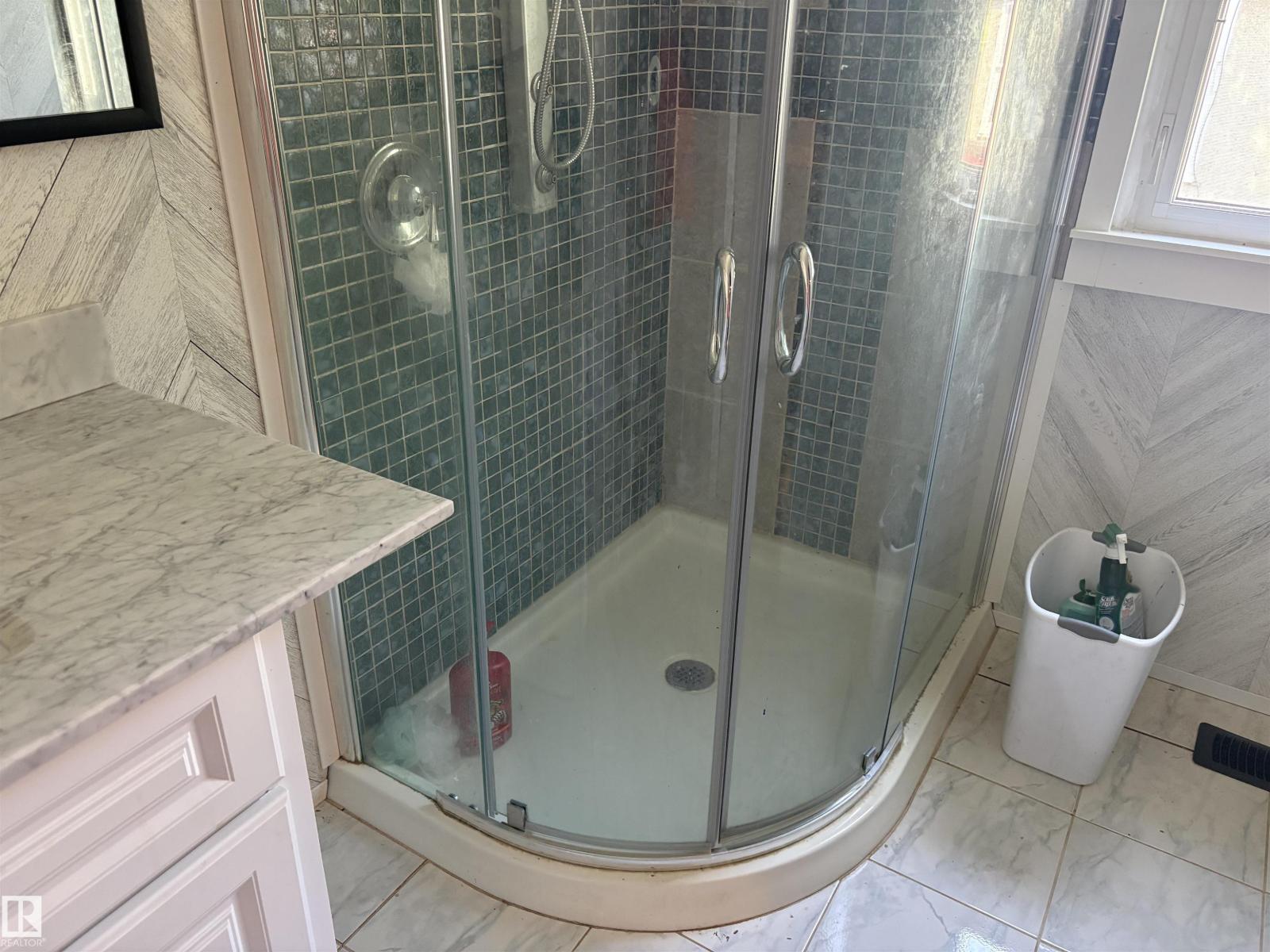 4620 Maria DR - 20