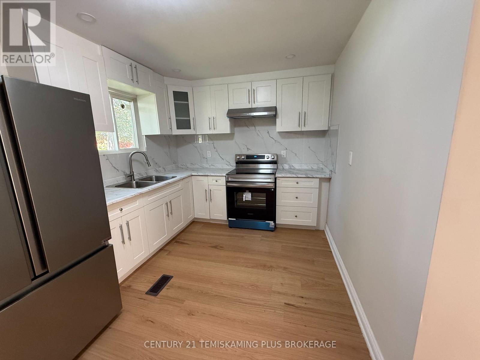 3 BROWN AVENUE - 2
