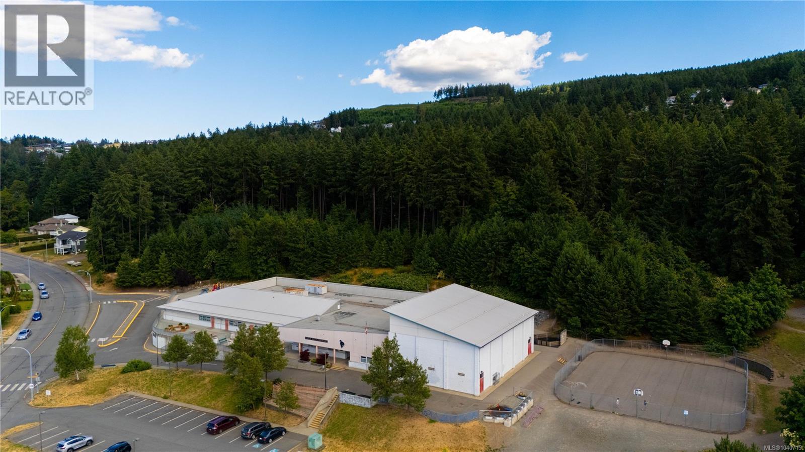 1572 Nimpkish Pl - 63